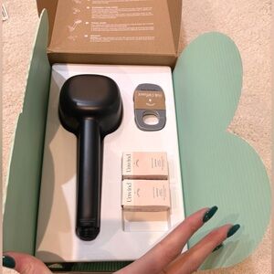 NWT Canopy Matte Black Handheld Shower Head For Healthy Skin & Hair +Accessories